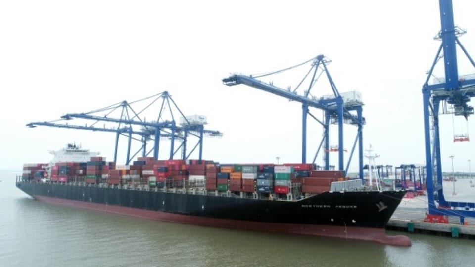 Inaugural Haiphong call on direct transpacific container service