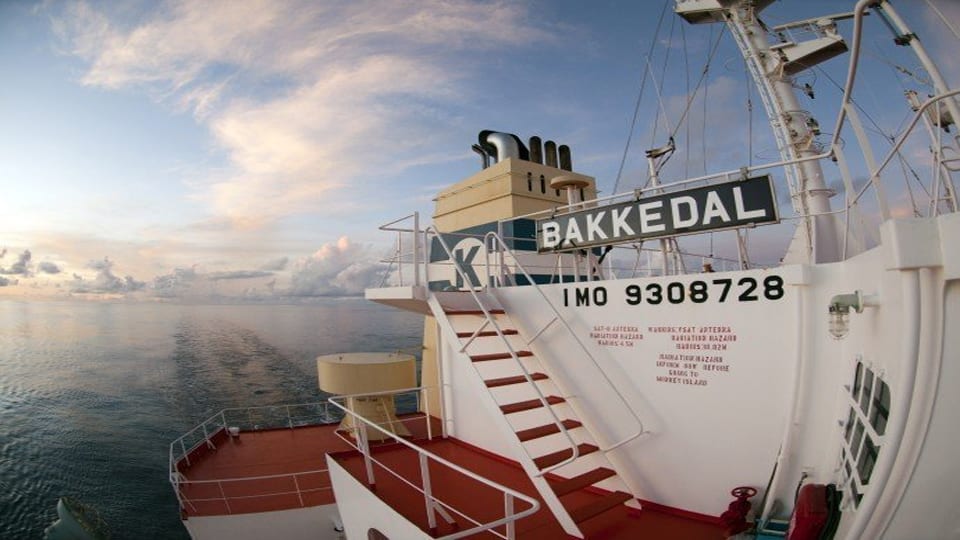 Klaveness Combination Carriers seals important COA