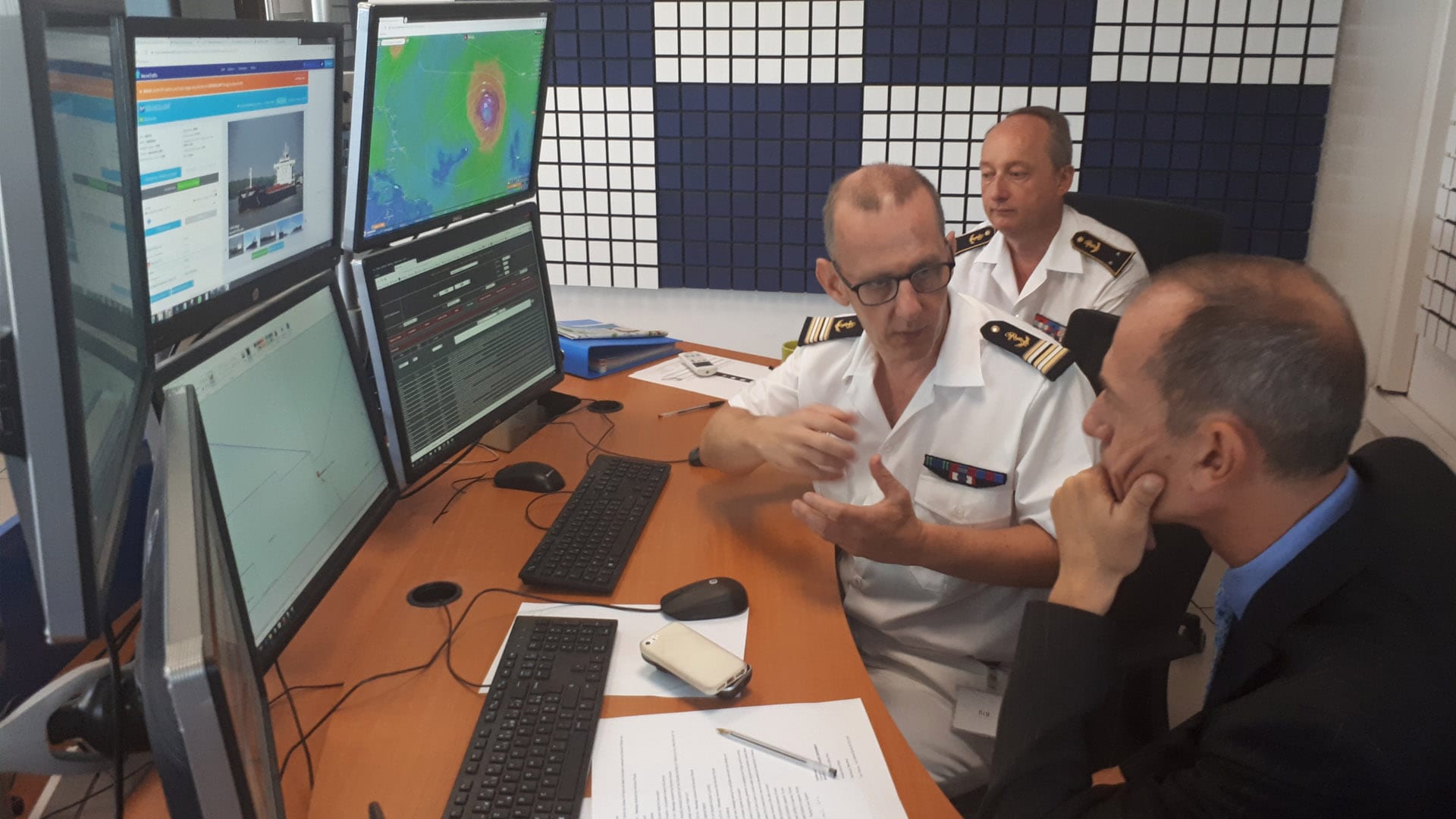 Rescue Ops Launched after Hurricane Hits Bourbon AHTS in the Atlantic
