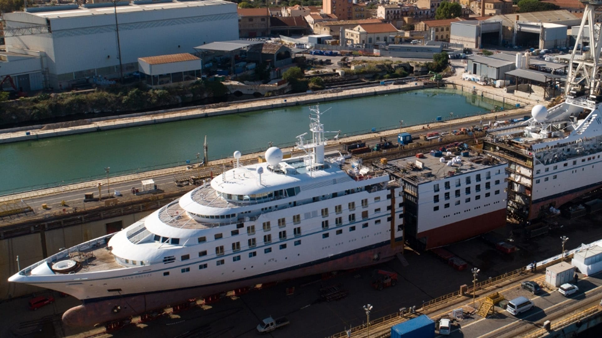 Spotted: Windstar Cruises’ Star Breeze Cut in Half for Stretch Treatment
