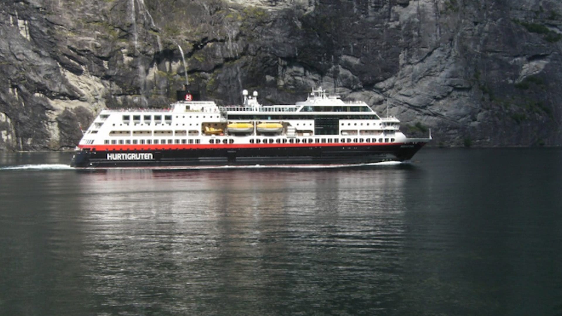 Hurtigruten Starts Biodiesel Tests