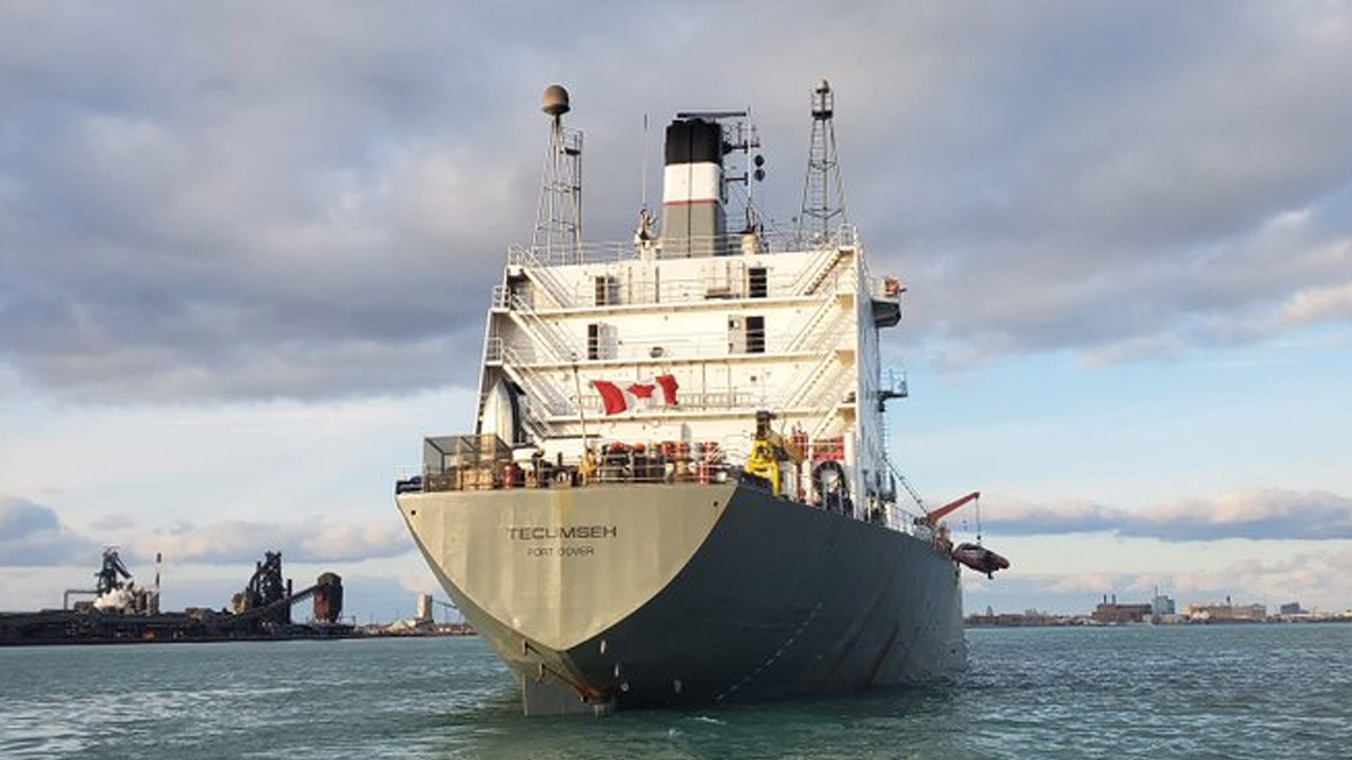 Crew Evacuated from Bulker after Engine Room Fire