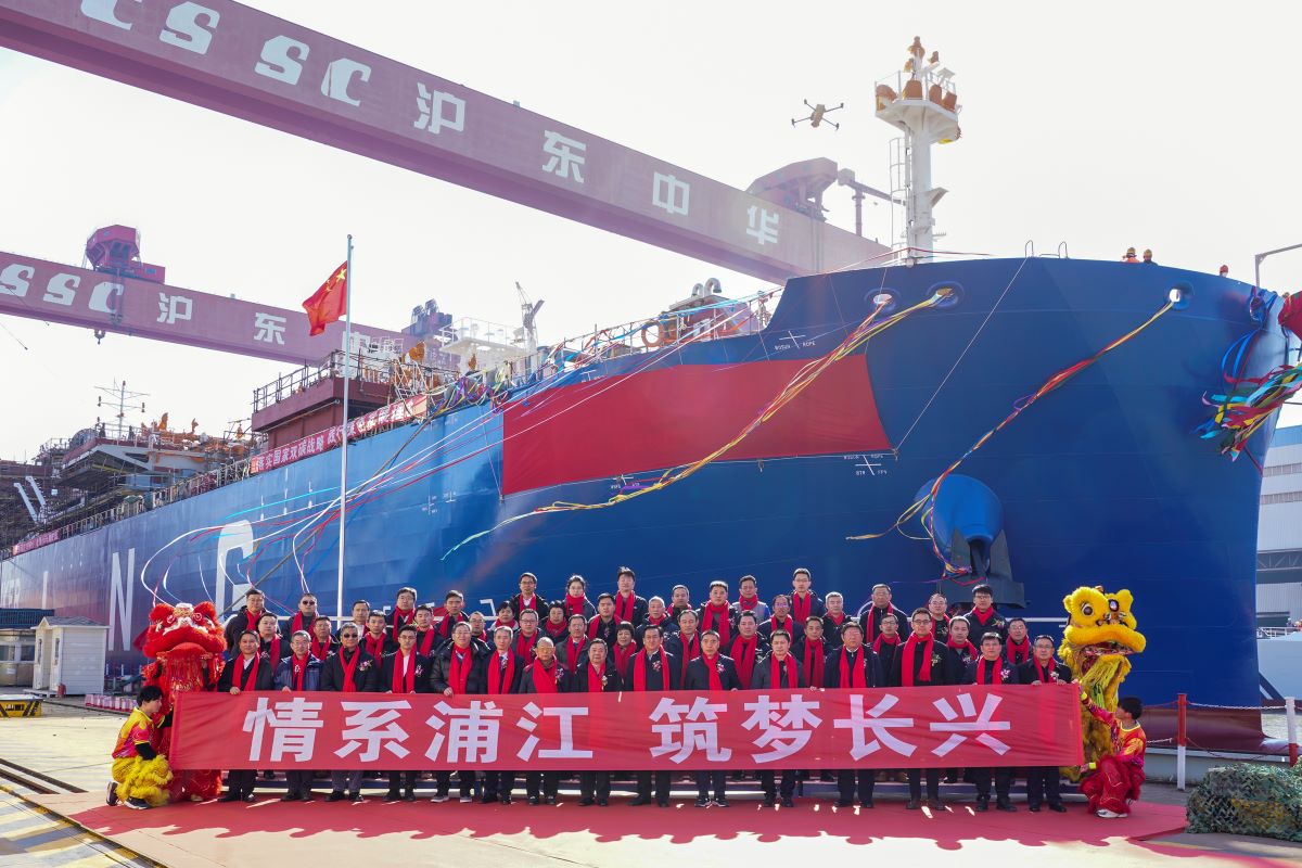 Hudong-Zhonghua launches 14,000 cbm China-made LNG bunkering ship – AL ...